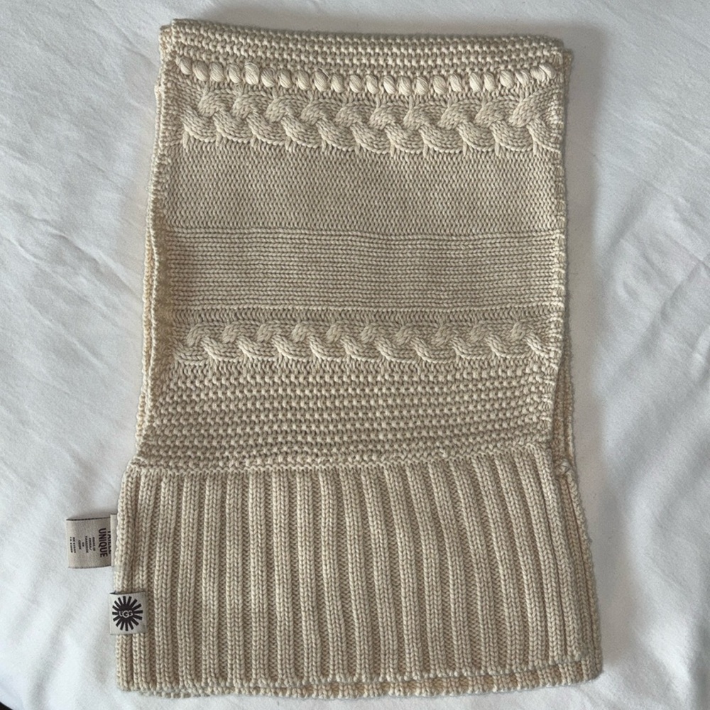 UGG Ivory Cable Knit Scarf, without Tags attached